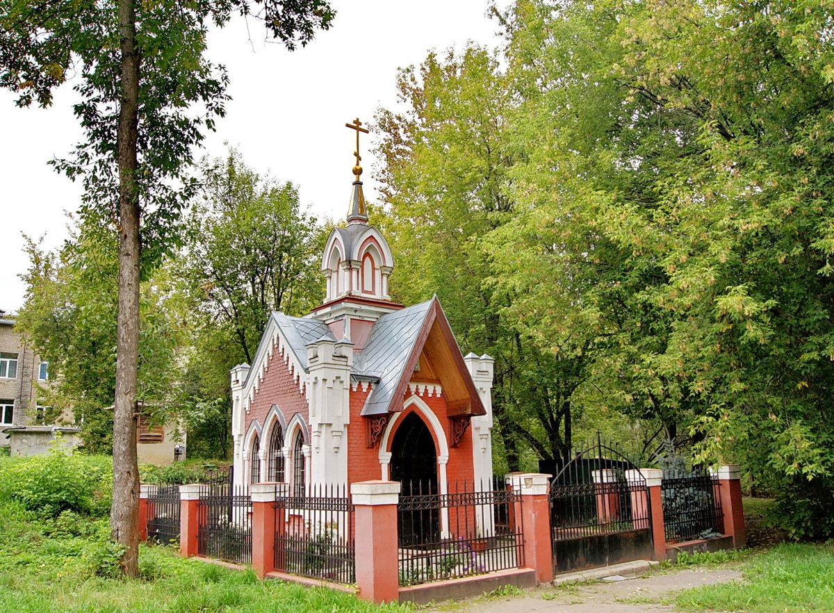 Фото поселок первомайский. Пантелеимонская часовня королёв. Пантелеимоновский храм в Заветах Ильича. Космо-Дамианский храм, г. Королев. Часовня деревня Измайловская.